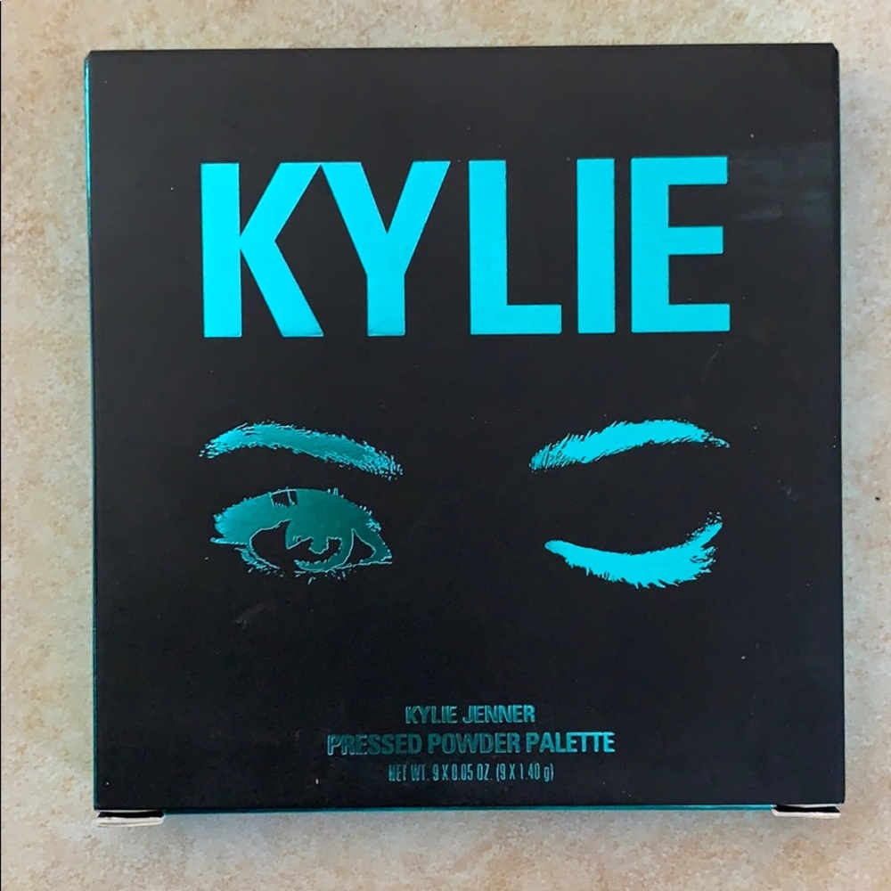 Kylie Kylie Jenner Pallet the Blue Honey Pallet